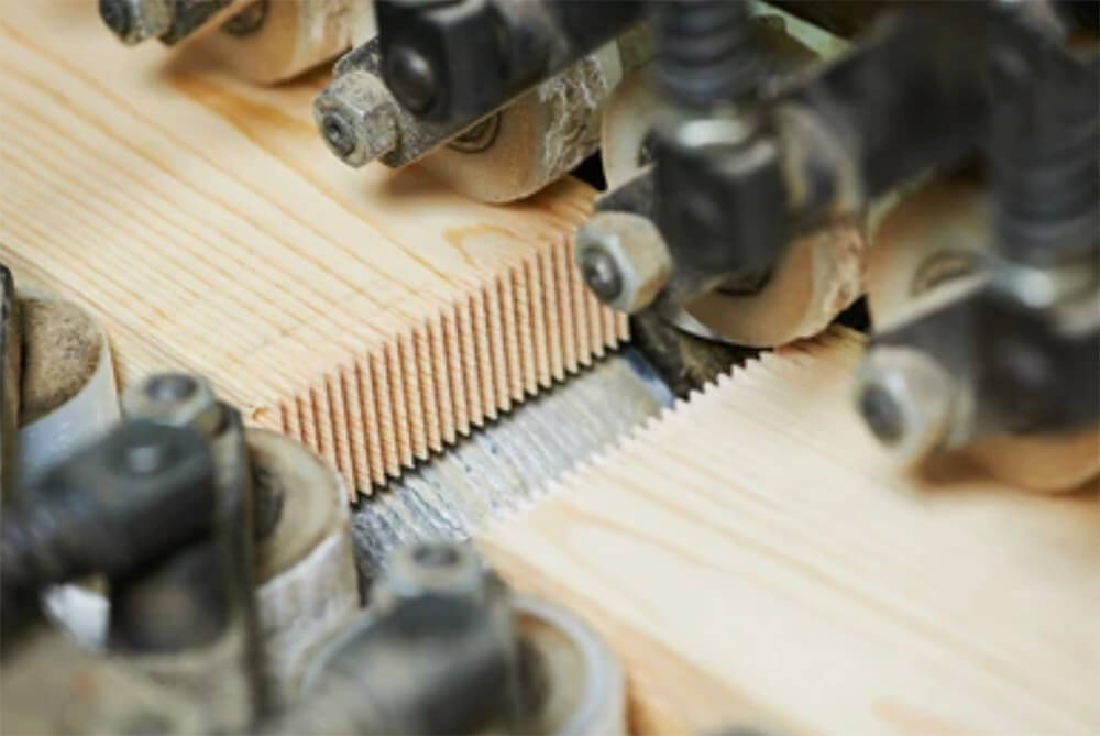 Gỗ ghép thanh được sản xuất qua nhiều công đoạn khác nhau