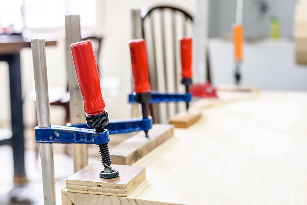 4 loại keo dán gỗ công nghiệp thông dụng mà bạn nên biết